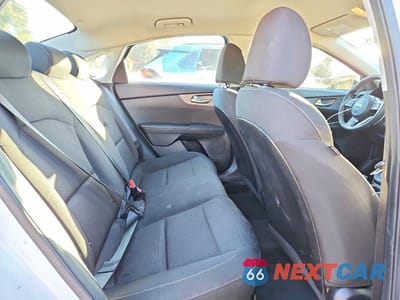 Zdjęcie 10 z 13 samochodu: 2019 KIA FORTE FE VIN:3KPF24AD9KE107314 - miniatura