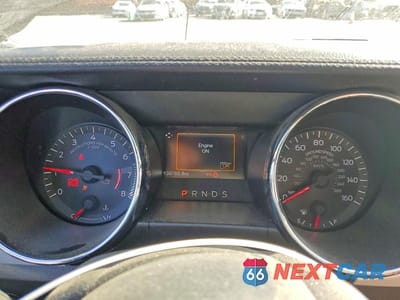 Zdjęcie 9 z 11 samochodu: 2015 FORD MUSTANG VIN:1FA6P8TH9F5372444 - miniatura