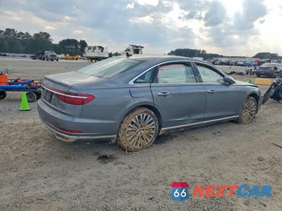 Trzecie zdjęcie samochodu z tyłu: 2019 AUDI A8 L VIN:WAU8DAF88KN019778 - miniatura