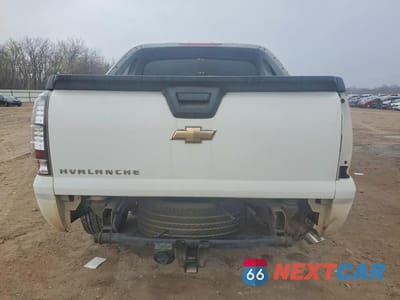 Zdjęcie 6 z 13 samochodu: 2011 CHEVROLET AVALANCHE LTZ VIN:3GNTKGE32BG100450 - miniatura