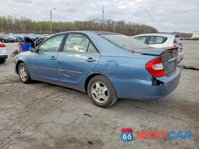 Drugie zdjęcie samochodu z przodu: 2003 TOYOTA CAMRY LE V6 VIN:4T1BF32K13U552655 - miniatura