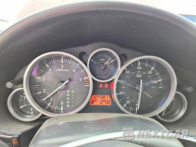 Zdjęcie 9 z 13 samochodu: 2006 MAZDA MX-5 MIATA VIN:JM1NC25F960119258 - miniatura