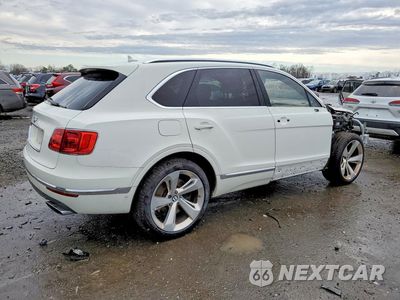 Trzecie zdjęcie samochodu z tyłu: 2017 BENTLEY BENTAYGA VIN:SJAAC2ZV3HC013536 - miniatura