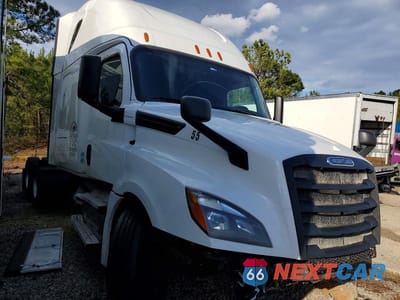 2019 FREIGHTLINER CASCADIA 126 SEMI TRUCK 3AKJHHDR7KSKR1504 - główne zdjęcie licytacji z USA - miniatura