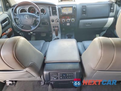 Zdjęcie 8 z 14 samochodu: 2013 TOYOTA SEQUOIA PLATINUM VIN:5TDDY5G16DS074466 - miniatura