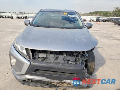 Piąte zdjęcie samochodu w środku: 2020 MITSUBISHI ECLIPSE CROSS ES VIN:JA4AS3AA2LZ005685 - miniatura