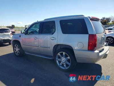 Drugie zdjęcie samochodu z przodu: 2007 CADILLAC ESCALADE LUXURY VIN:1GYFK63857R138450 - miniatura