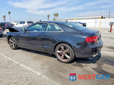 Drugie zdjęcie samochodu z przodu: 2012 AUDI A5 PREMIUM PLUS VIN:WAULFAFR0CA007517 - miniatura