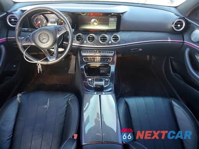 Zdjęcie 8 z 11 samochodu: 2017 MERCEDES-BENZ E 300 VIN:WDDZF4JB4HA055978 - miniatura