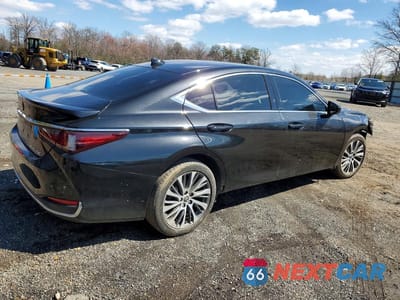 Trzecie zdjęcie samochodu z tyłu: 2021 LEXUS ES 250 BASE VIN:58AD11D17MU005612 - miniatura