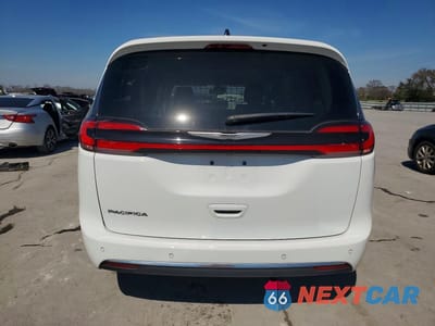 Zdjęcie 6 z 12 samochodu: 2024 CHRYSLER PACIFICA TOURING L VIN:2C4RC1BG0RR113237 - miniatura