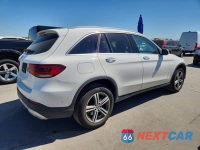 Trzecie zdjęcie samochodu z tyłu: 2022 MERCEDES-BENZ GLC 300 VIN:W1N0G8DB8NV341073 - miniatura