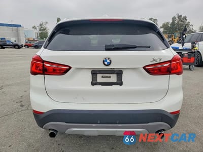 Zdjęcie 6 z 12 samochodu: 2018 BMW X1 SDRIVE28I VIN:WBXHU7C3XJ5H39408 - miniatura