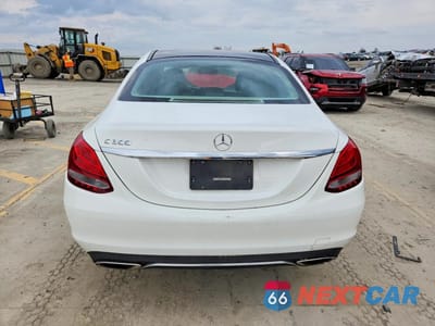 Zdjęcie 6 z 13 samochodu: 2016 MERCEDES-BENZ C 300 VIN:55SWF4JB5GU166637 - miniatura