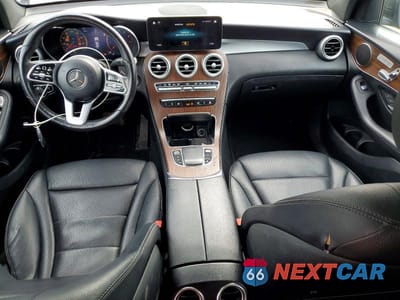 Zdjęcie 8 z 12 samochodu: 2021 MERCEDES-BENZ GLC 300 4MATIC VIN:W1N0G8EB9MV285190 - miniatura