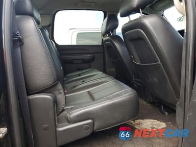 Zdjęcie 10 z 12 samochodu: 2012 CHEVROLET SILVERADO K3500 LT VIN:1GC4K0C88CF221814 - miniatura