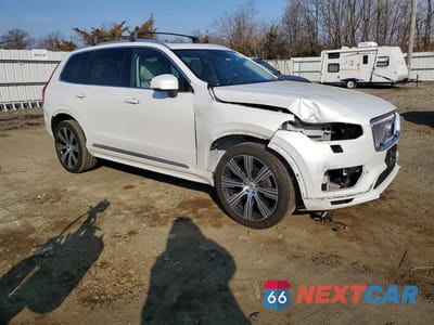 Czwarte zdjęcie samochodu z boku: 2020 VOLVO XC90 T6 INSCRIPTION VIN:YV4A221L5L1551796 - miniatura