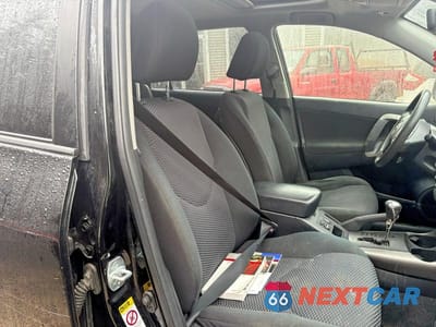 Piąte zdjęcie samochodu w środku: 2011 TOYOTA RAV4 SPORT VIN:JTMRF4DV9B5040442 - miniatura