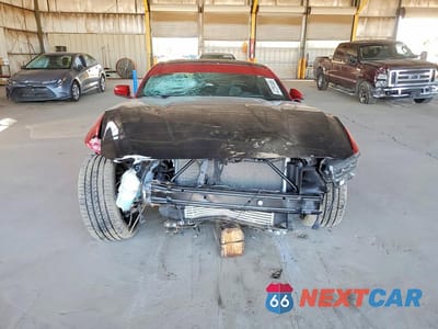 Piąte zdjęcie samochodu w środku: 2024 FORD MUSTANG VIN:1FA6P8TH1R5102662 - miniatura