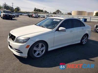 2011 MERCEDES-BENZ C 300 WDDGF5EB4BA513002 - główne zdjęcie licytacji z USA - miniatura