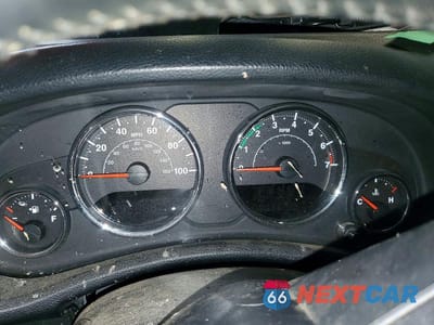 Zdjęcie 9 z 13 samochodu: 2015 JEEP WRANGLER UNLIMITED SAHARA VIN:1C4BJWEG8FL509209 - miniatura