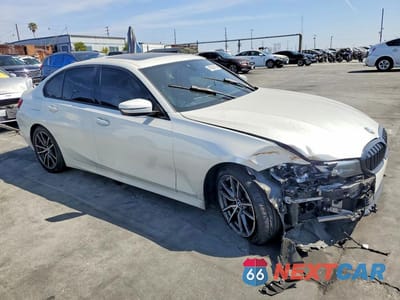 Czwarte zdjęcie samochodu z boku: 2019 BMW 330I VIN:WBA5R1C51KAJ99644 - miniatura