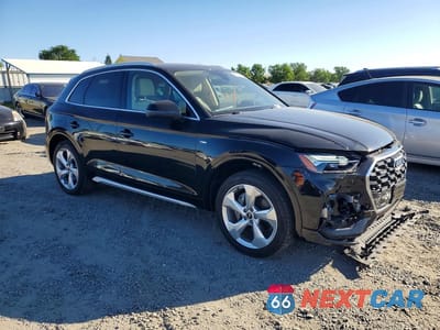 Czwarte zdjęcie samochodu z boku: 2022 AUDI Q5 PREMIUM PLUS 45 VIN:WA1EAAFYXN2029260 - miniatura