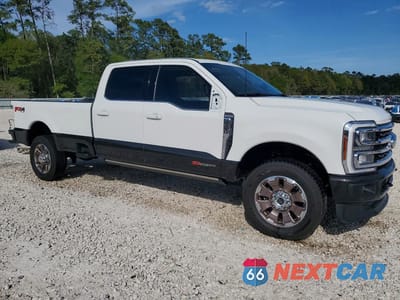 Czwarte zdjęcie samochodu z boku: 2025 FORD F350 SUPER DUTY VIN:1FT8W3BMXSEC60561 - miniatura