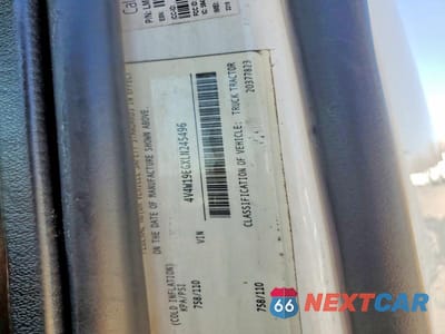 Zdjęcie 10 z 10 samochodu: 2020 VOLVO VNR SEMI TRUCK VIN:4V4W19EGXLN245496 - miniatura