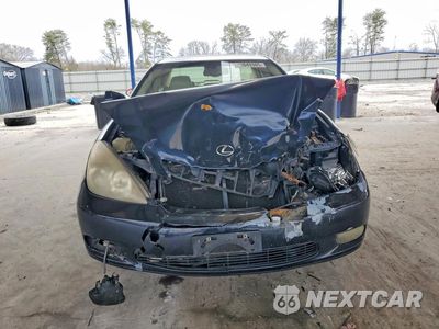 Piąte zdjęcie samochodu w środku: 2002 LEXUS ES 300 VIN:JTHBF30G720050496 - miniatura