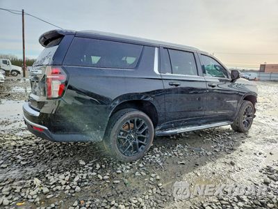 Trzecie zdjęcie samochodu z tyłu: 2022 CHEVROLET SUBURBAN K1500 LT VIN:1GNSKCKD7NR192855 - miniatura