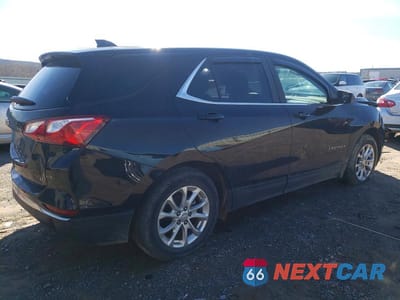 Trzecie zdjęcie samochodu z tyłu: 2021 CHEVROLET EQUINOX LT VIN:3GNAXKEVXML401796 - miniatura