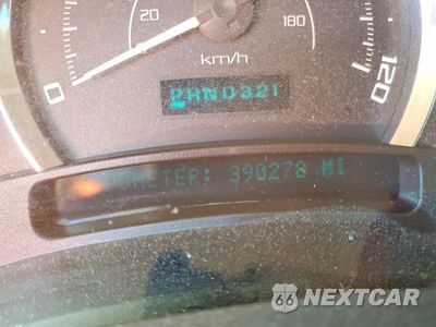 Zdjęcie 9 z 12 samochodu: 2005 CADILLAC ESCALADE LUXURY VIN:1GYEC63T05R129259 - miniatura