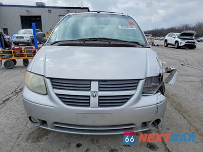 Piąte zdjęcie samochodu w środku: 2006 DODGE GRAND CARAVAN SXT VIN:2D4GP44L56R857244 - miniatura