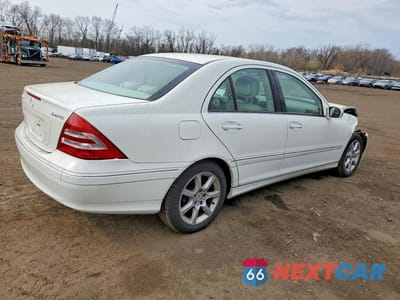 Trzecie zdjęcie samochodu z tyłu: 2007 MERCEDES-BENZ C 280 4MATIC VIN:WDBRF92H97F913195 - miniatura