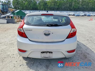 Zdjęcie 6 z 13 samochodu: 2014 HYUNDAI ACCENT GS VIN:KMHCT5AE5EU196413 - miniatura