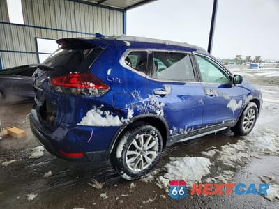 Trzecie zdjęcie samochodu z tyłu: 2018 NISSAN ROGUE SV VIN:KNMAT2MVXJP532992 - miniatura