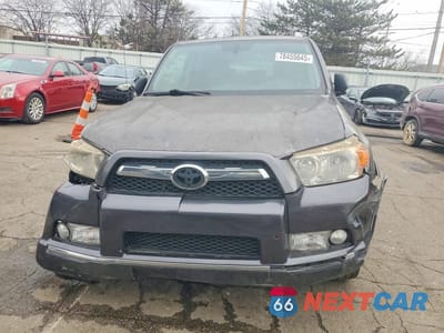 Piąte zdjęcie samochodu w środku: 2010 TOYOTA 4RUNNER SR5 VIN:JTEBU5JR5A5017982 - miniatura