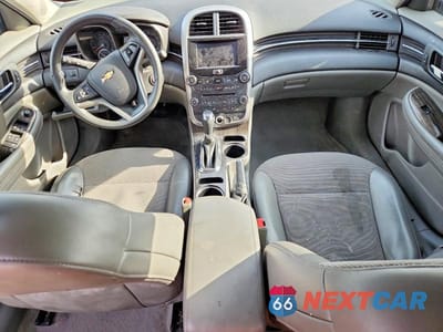 Zdjęcie 8 z 11 samochodu: 2015 CHEVROLET MALIBU 1LT VIN:1G11C5SL8FF328202 - miniatura