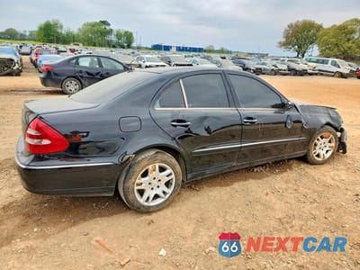 Trzecie zdjęcie samochodu z tyłu: 2003 MERCEDES-BENZ E 320 VIN:WDBUF65J23A083772 - miniatura