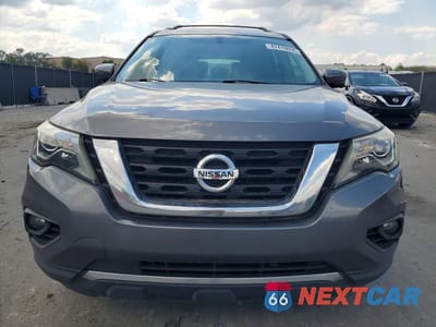Piąte zdjęcie samochodu w środku: 2018 NISSAN PATHFINDER PLATINUM 4WD VIN:5N1DR2MM7JC655977 - miniatura