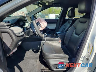 Zdjęcie 7 z 12 samochodu: 2025 JEEP COMPASS LIMITED VIN:3C4NJDCN2ST521633 - miniatura