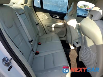 Zdjęcie 10 z 11 samochodu: 2020 VOLVO S60 T5 MOMENTUM VIN:7JR102FKXLG047736 - miniatura