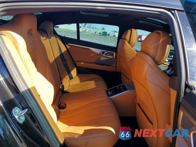 Zdjęcie 10 z 12 samochodu: 2021 BMW 840XI VIN:WBAGV4C03MCG30182 - miniatura