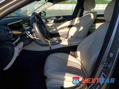 Zdjęcie 7 z 12 samochodu: 2021 MERCEDES-BENZ E 350 VIN:W1KZF8DB7MA907821 - miniatura