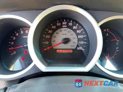 Zdjęcie 8 z 10 samochodu: 2005 TOYOTA TACOMA V6 VIN:5TELU42N25Z134548 - miniatura