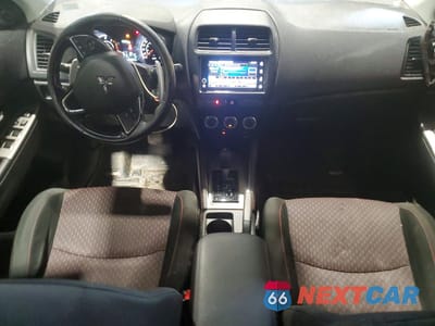 Zdjęcie 8 z 14 samochodu: 2018 MITSUBISHI RVR SE LIMITED VIN:JA4AJ4AW0JU603630 - miniatura
