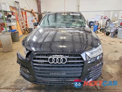 Piąte zdjęcie samochodu w środku: 2016 AUDI Q3 PRESTIGE VIN:WA1GFCFS7GR015747 - miniatura