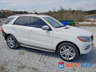 Czwarte zdjęcie samochodu z boku: 2015 MERCEDES-BENZ ML 350 VIN:4JGDA5JB1FA530083 - miniatura