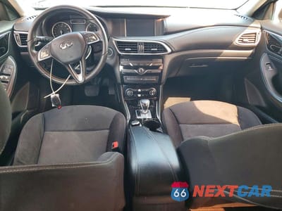 Zdjęcie 8 z 13 samochodu: 2017 INFINITI QX30 BASE VIN:SJKCH5CP4HA035395 - miniatura